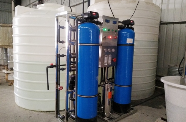 工業<a href=http://www.zjep461.com.cn/fstcjssb/ target=_blank class=infotextkey>反滲透凈水設備</a>